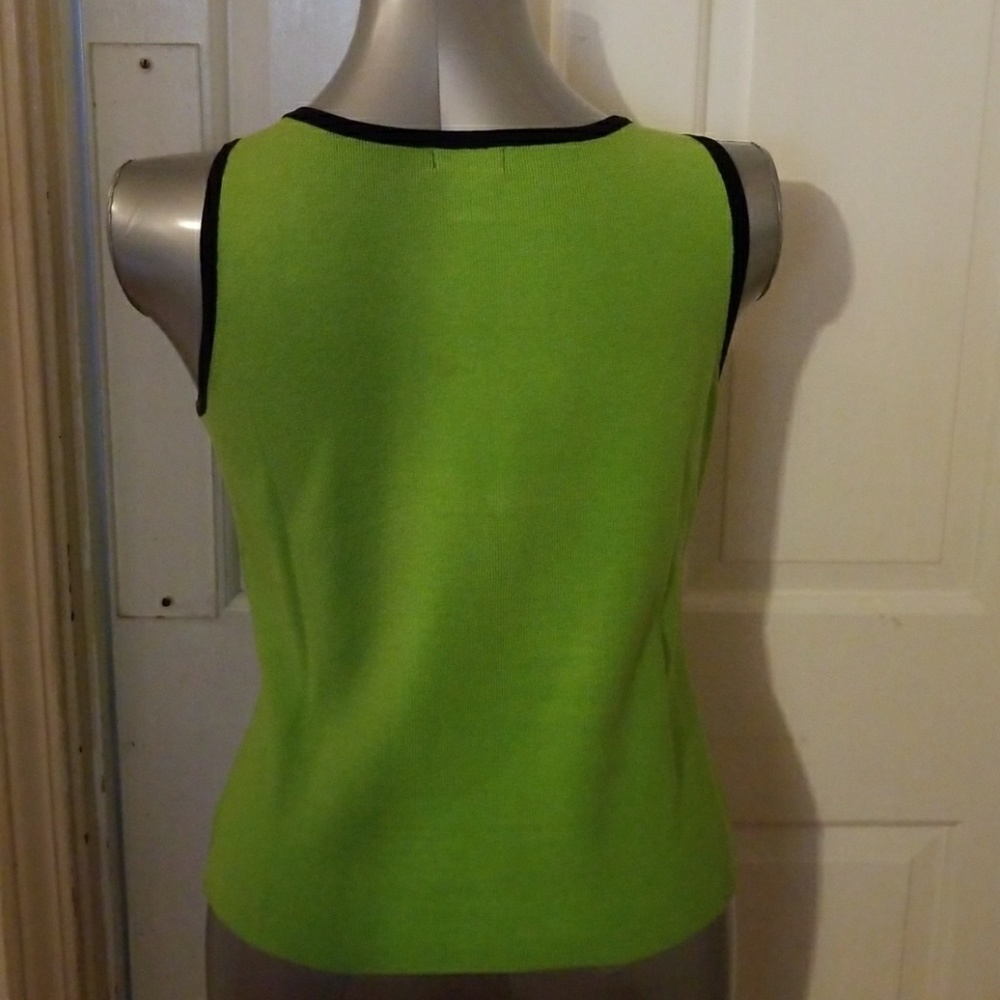 Top - Picture 3 of 3